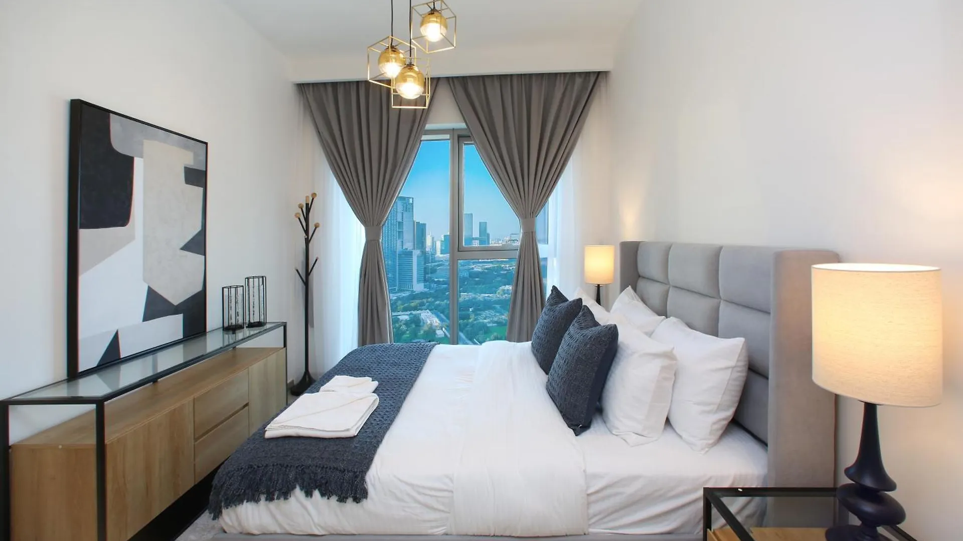 Sleeps 4 Dubai Mall Access Difc Views