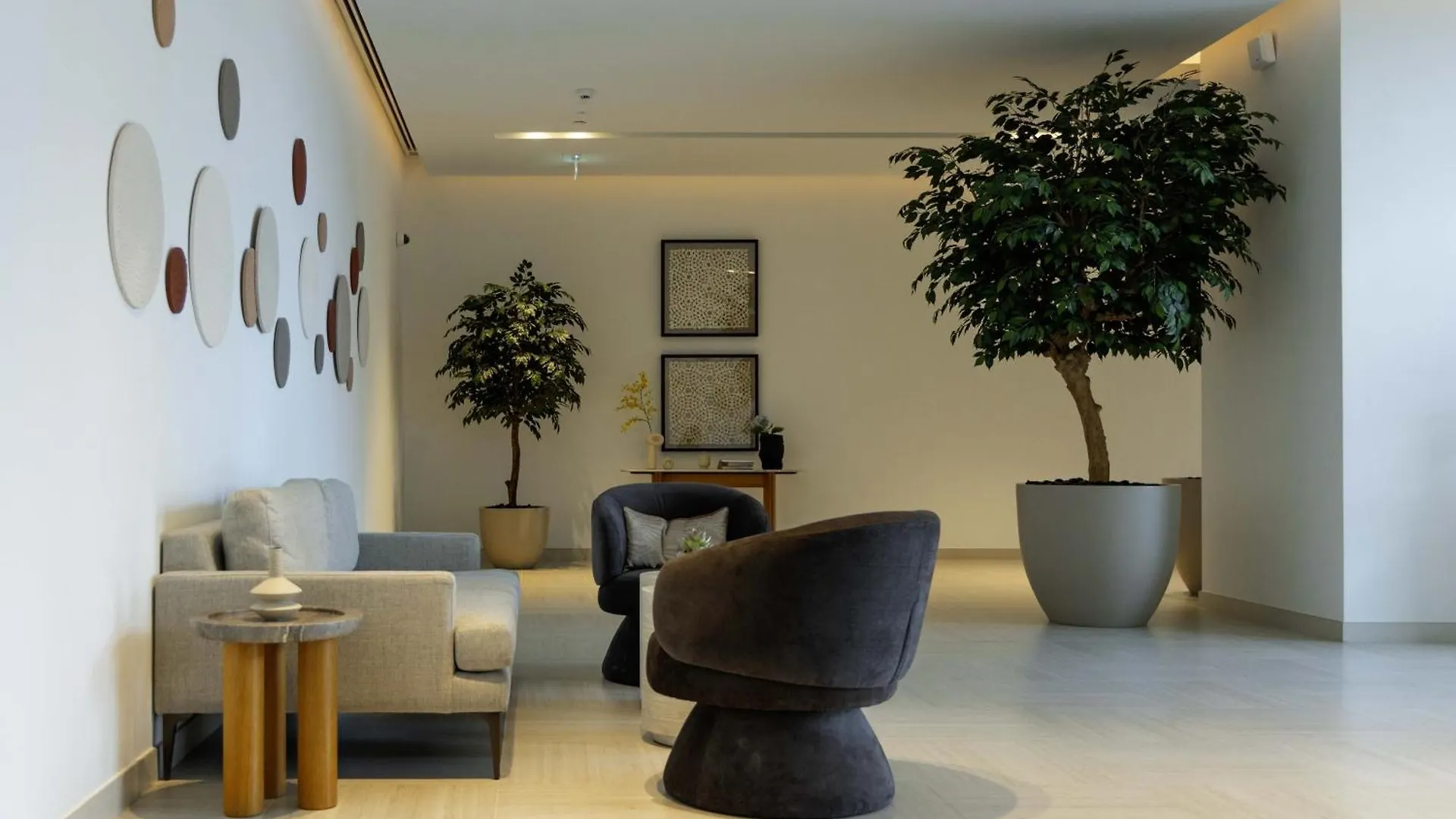 Sleeps 4 Dubai Mall Access Difc Views Apartment