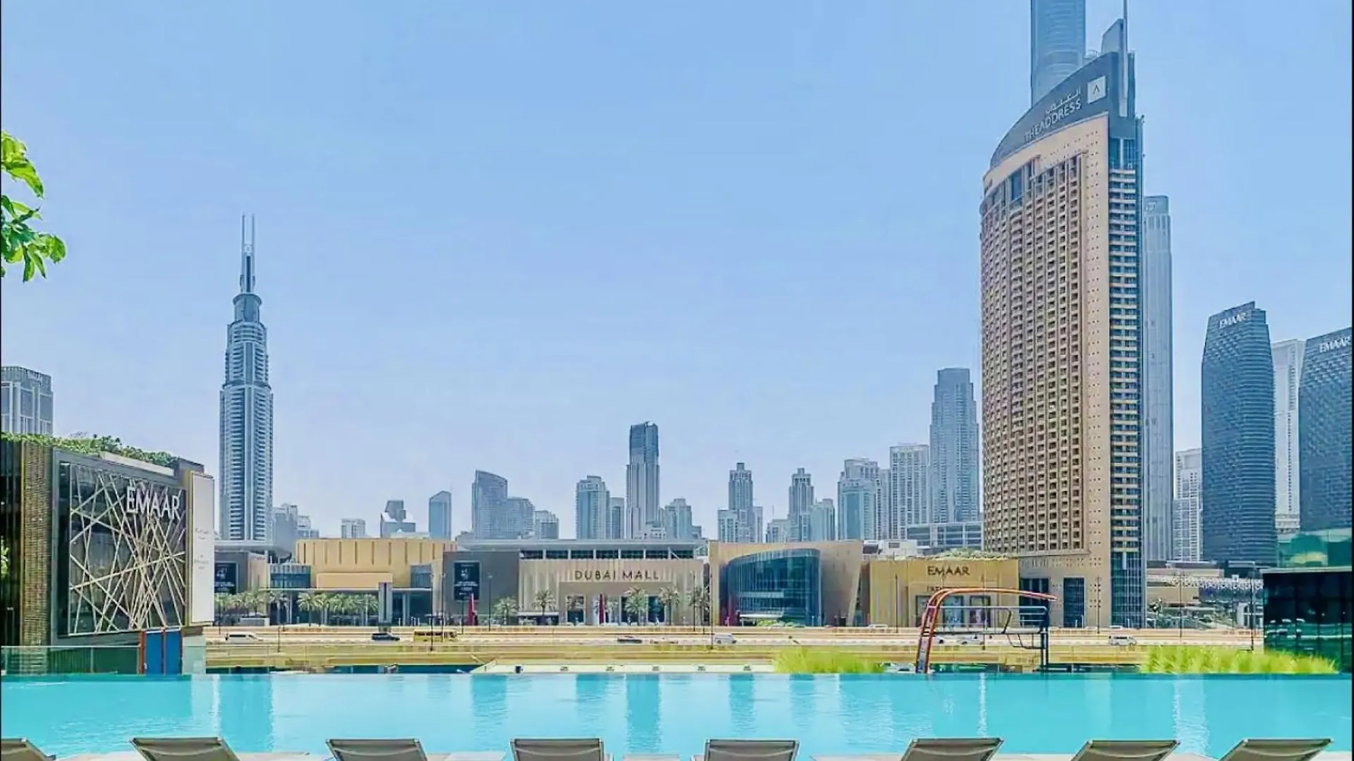 Sleeps 4 Dubai Mall Access Difc Views Apartment