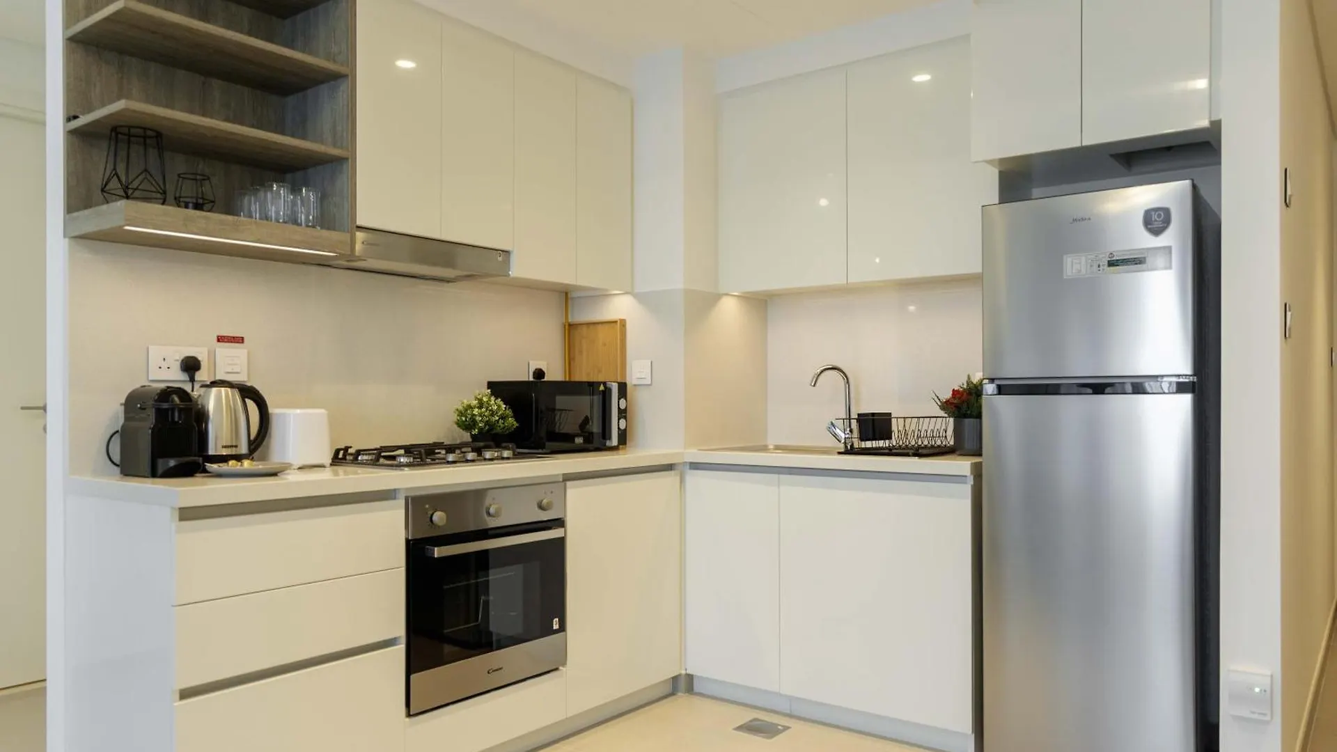 Sleeps 4 Dubai Mall Access Difc Views Apartment