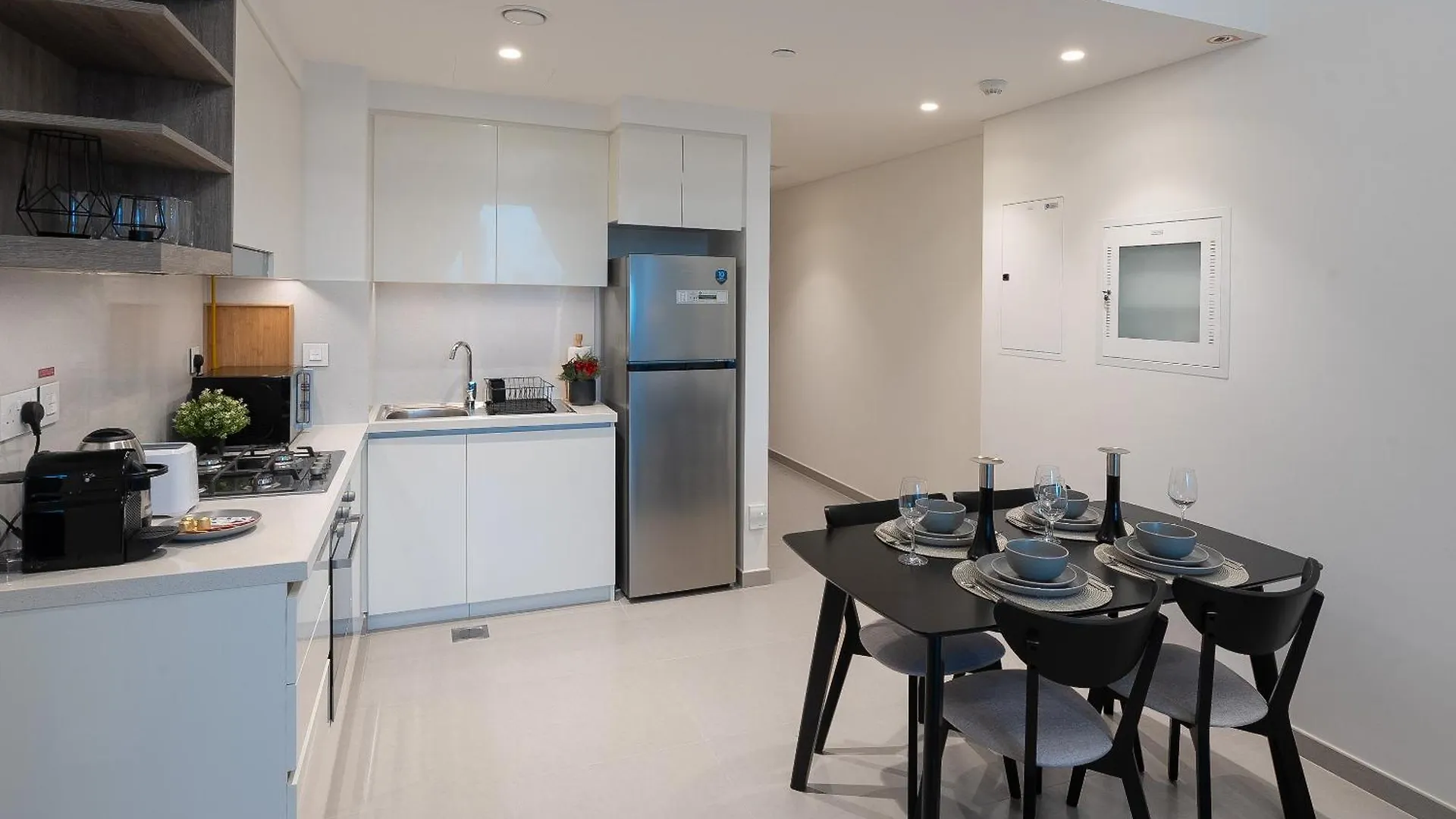 Sleeps 4 Dubai Mall Access Difc Views United Arab Emirates