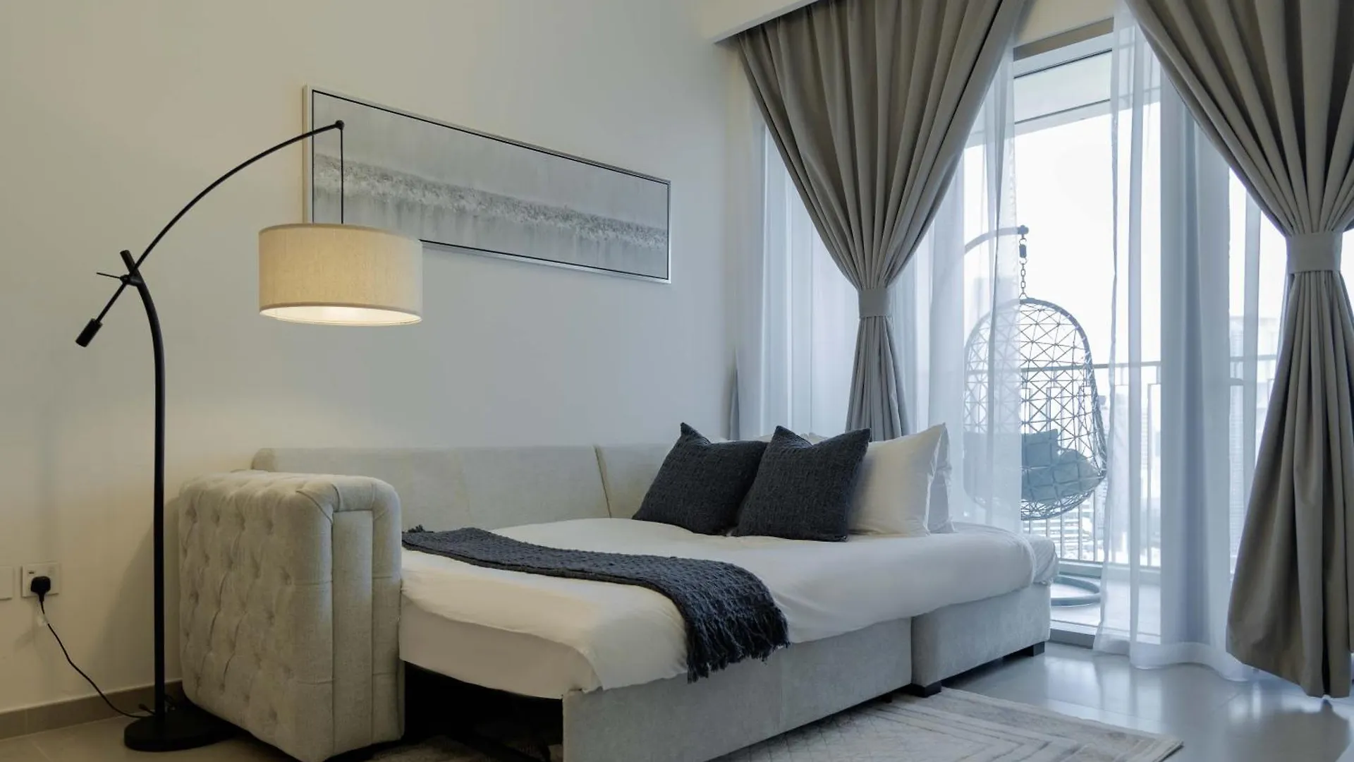 Apartment Sleeps 4 Dubai Mall Access Difc Views
