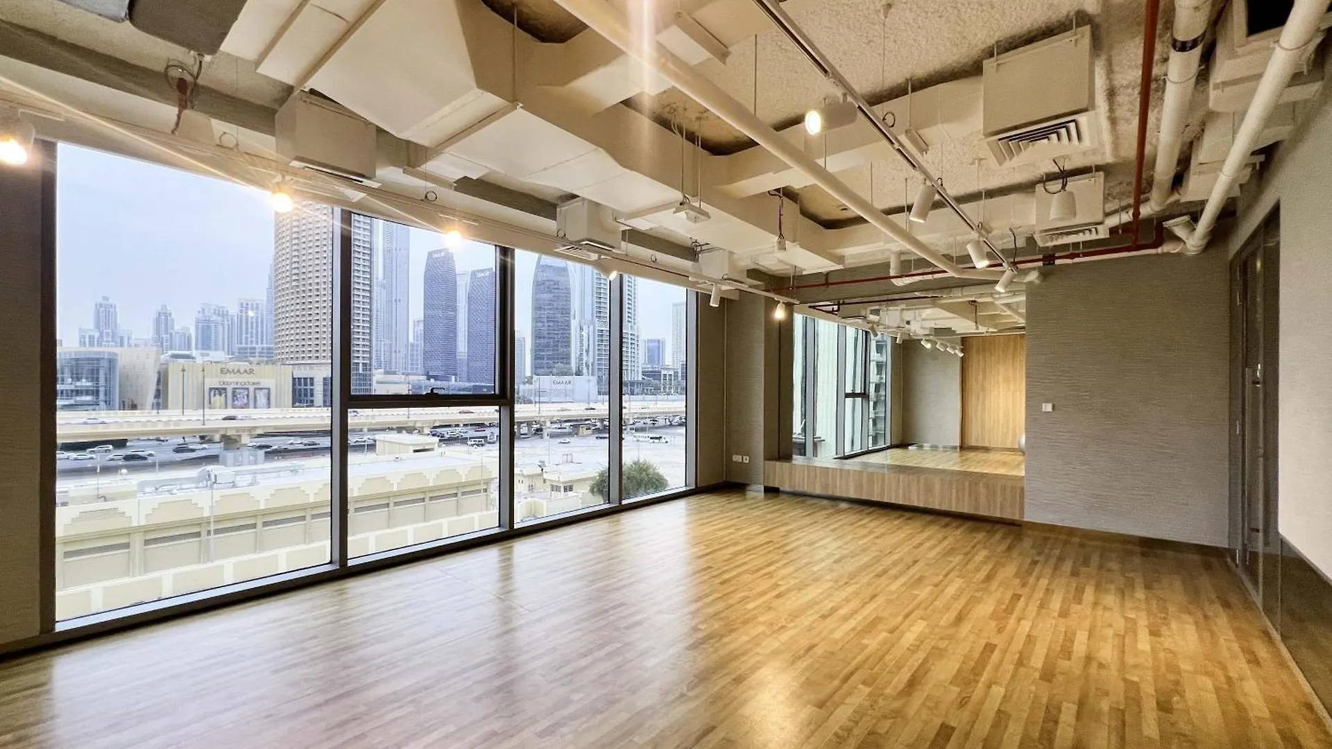 Sleeps 4 Dubai Mall Access Difc Views